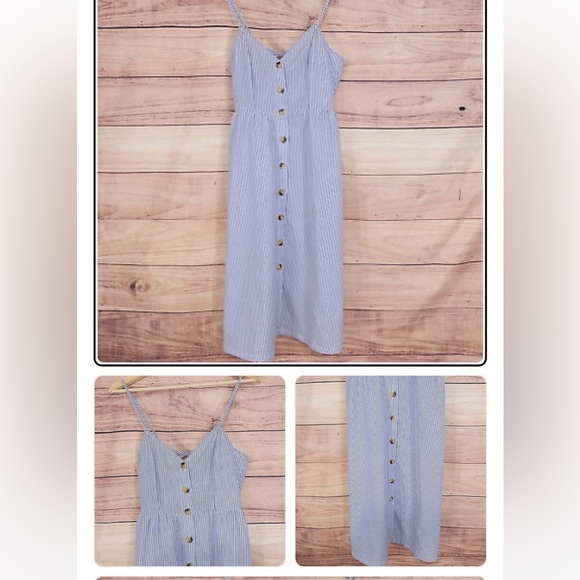 Divided by H&M Seersucker Button Up Dress - Picture 2 of 6